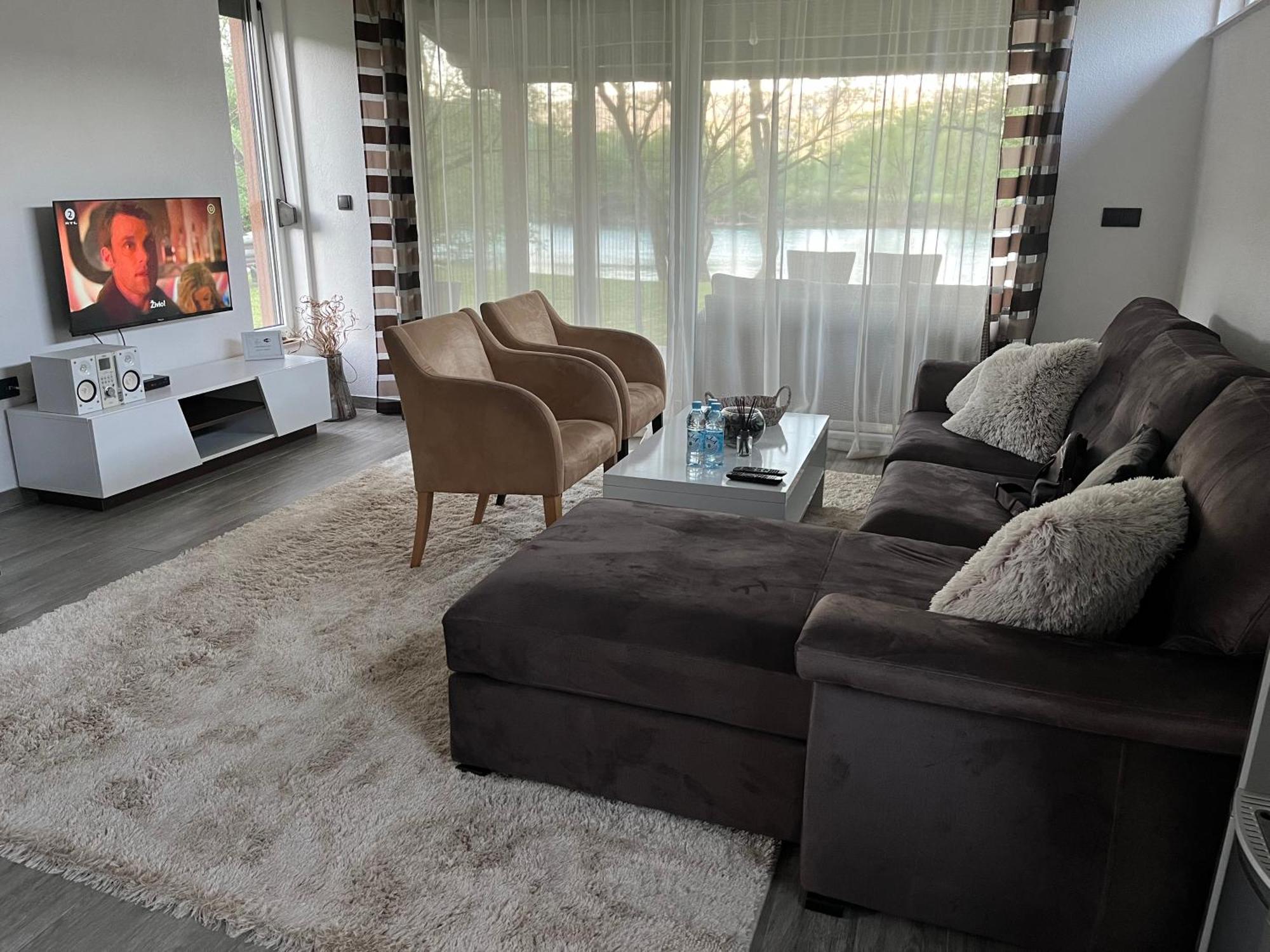 Villa House Legacy à Bihać Extérieur photo